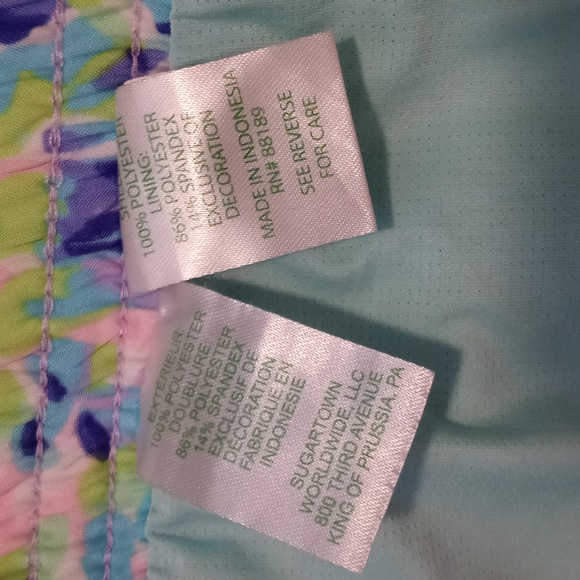 🐢HTF Lilly Pulitzer🐢 - Ocean Trail Short - Picture 8 of 15